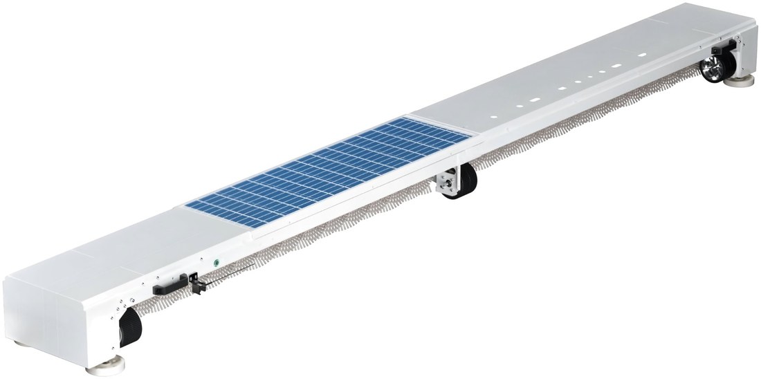TLMax-IA rooftop cleaning robot